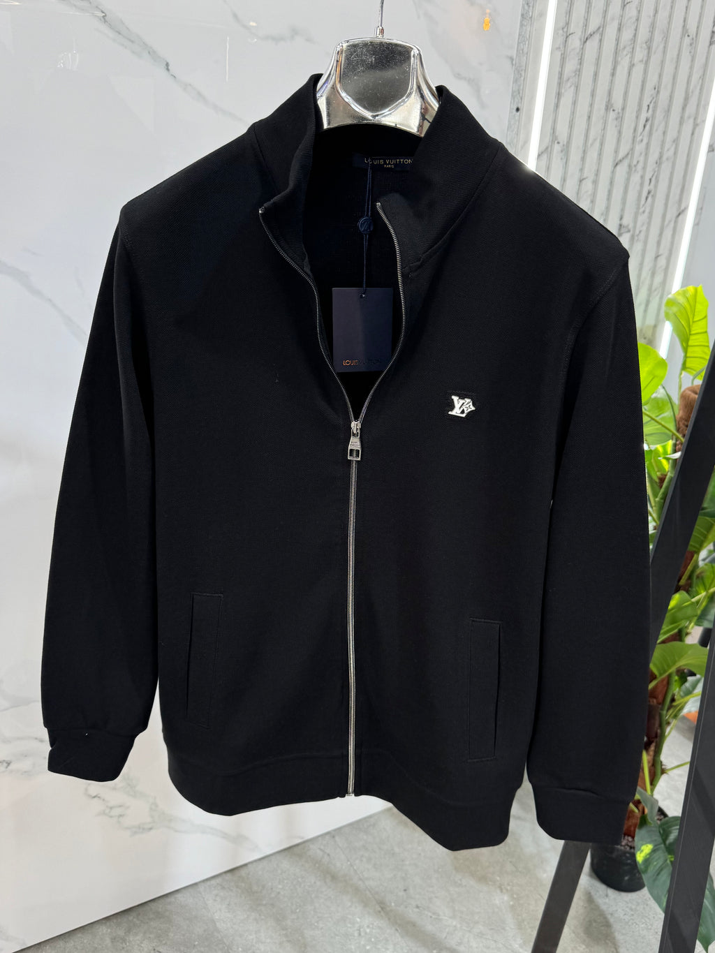 LOUIS VUITTON LV Initial Logo Full-Zip Cardigan Jacket – Black - NEW1981