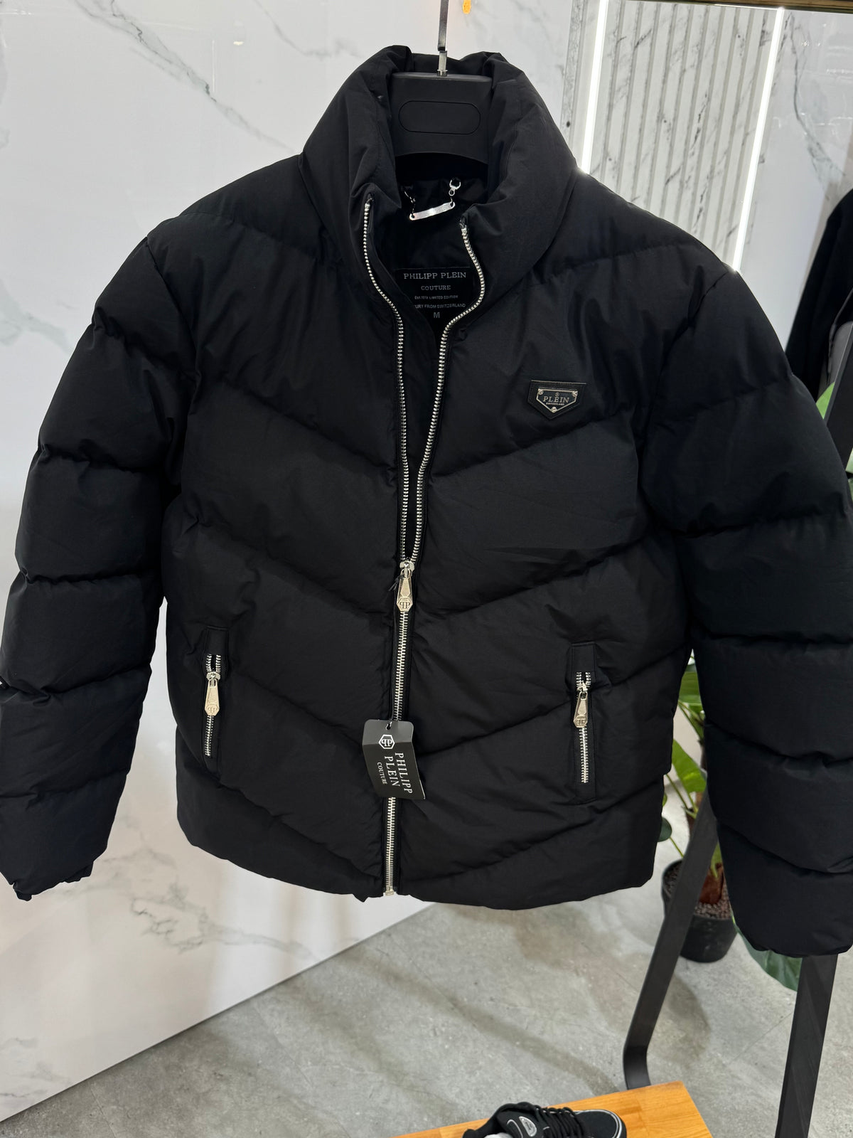 PHILIPP PLEIN Chevron Quilted Puffer Jacket – Black - NEW1983