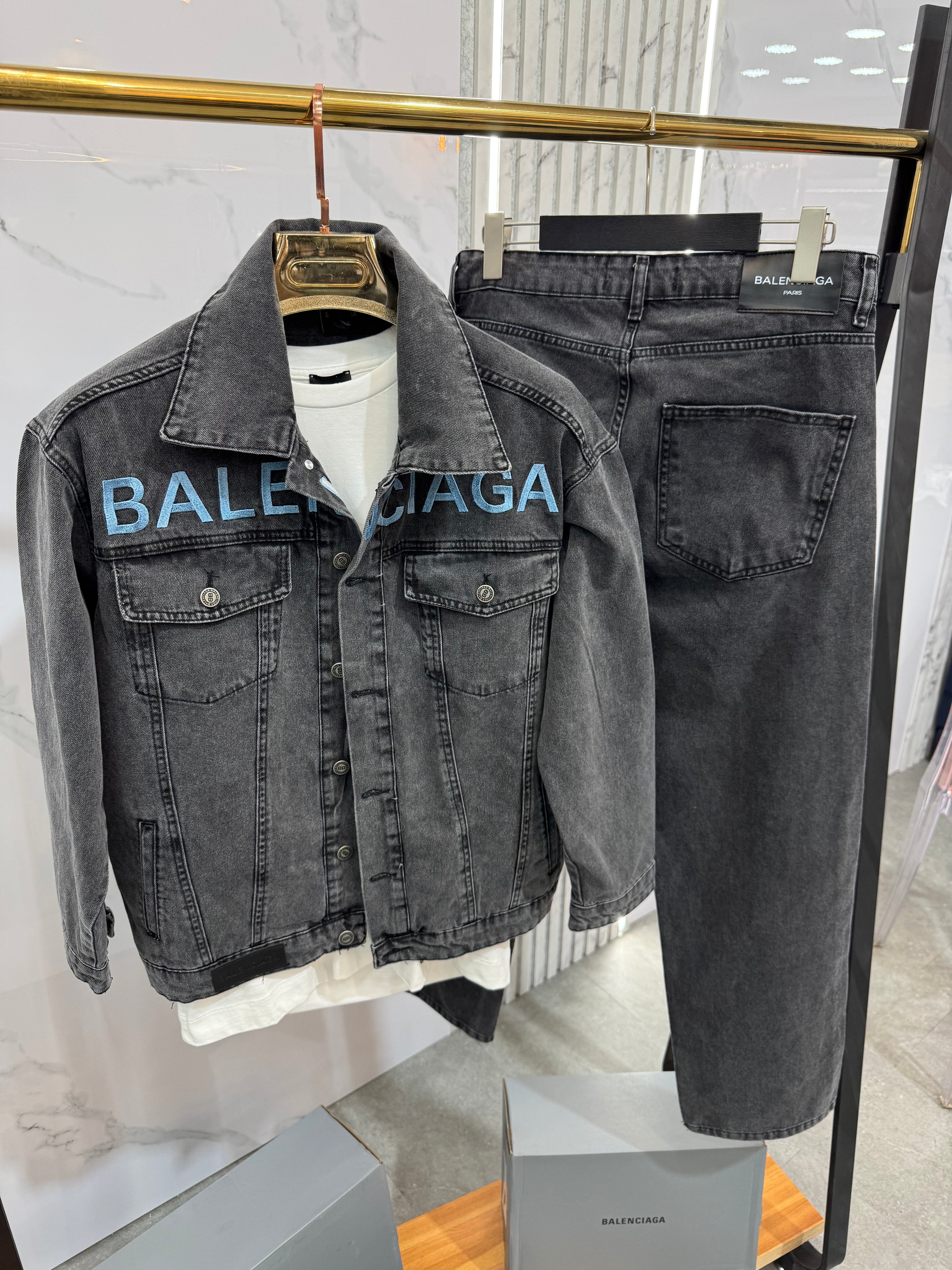 OUTFIT SET BALENCIAGA - NEW1209