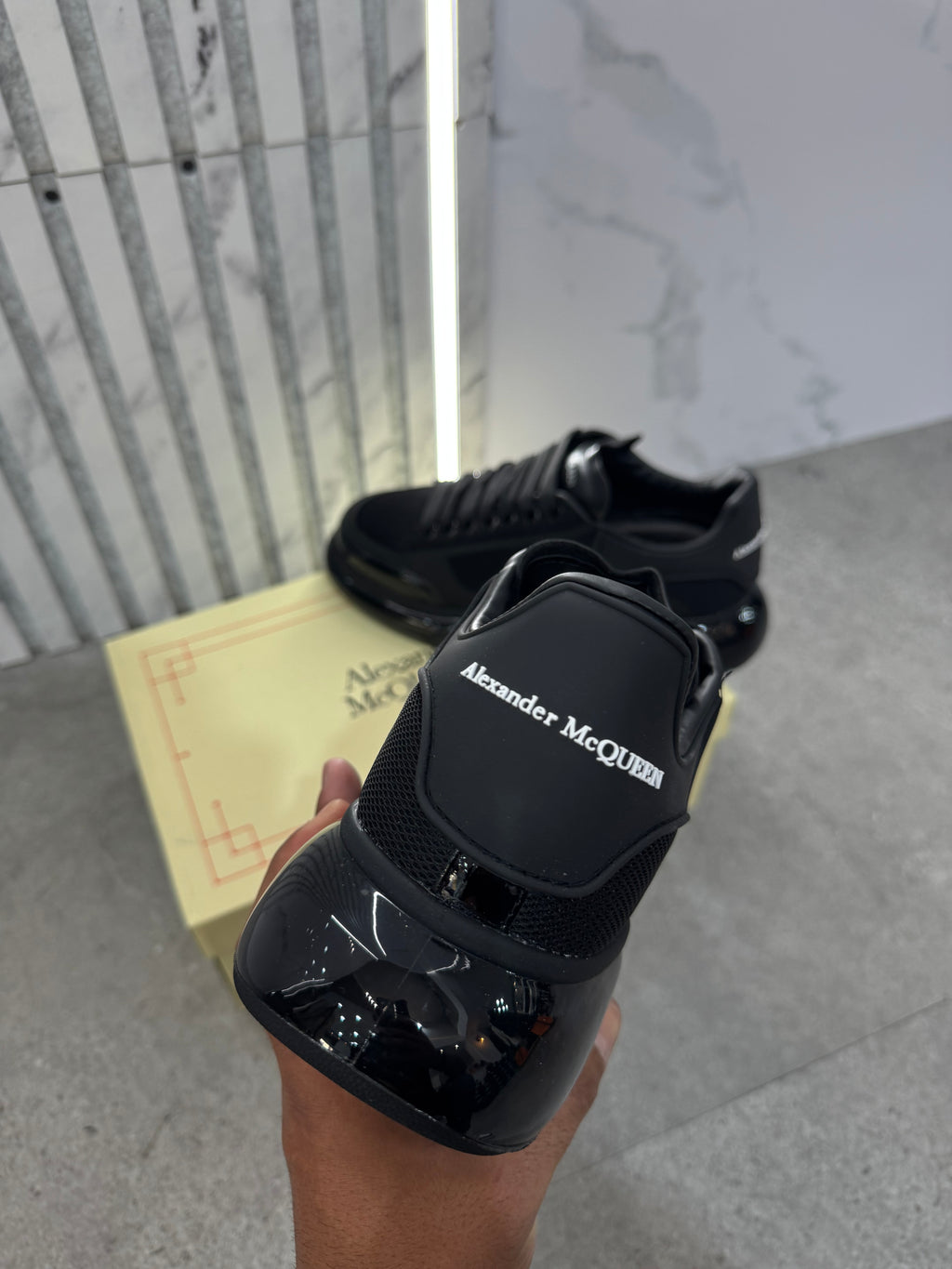 ALEXANDER MCQUEEN SNEAKER - NEW1165