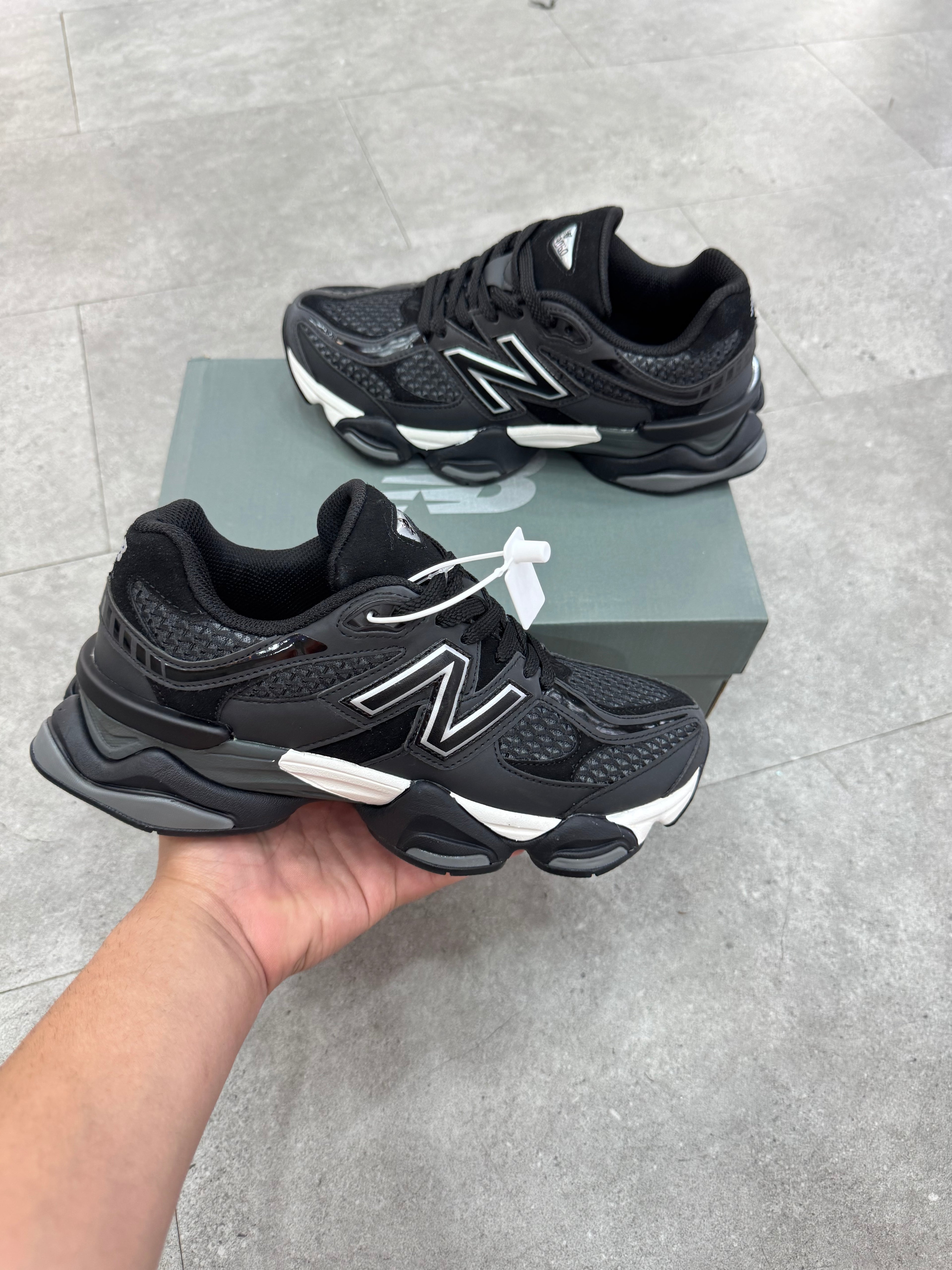 NEW BALANCE 9060 – Triple Black / Castlerock - NEW1803
