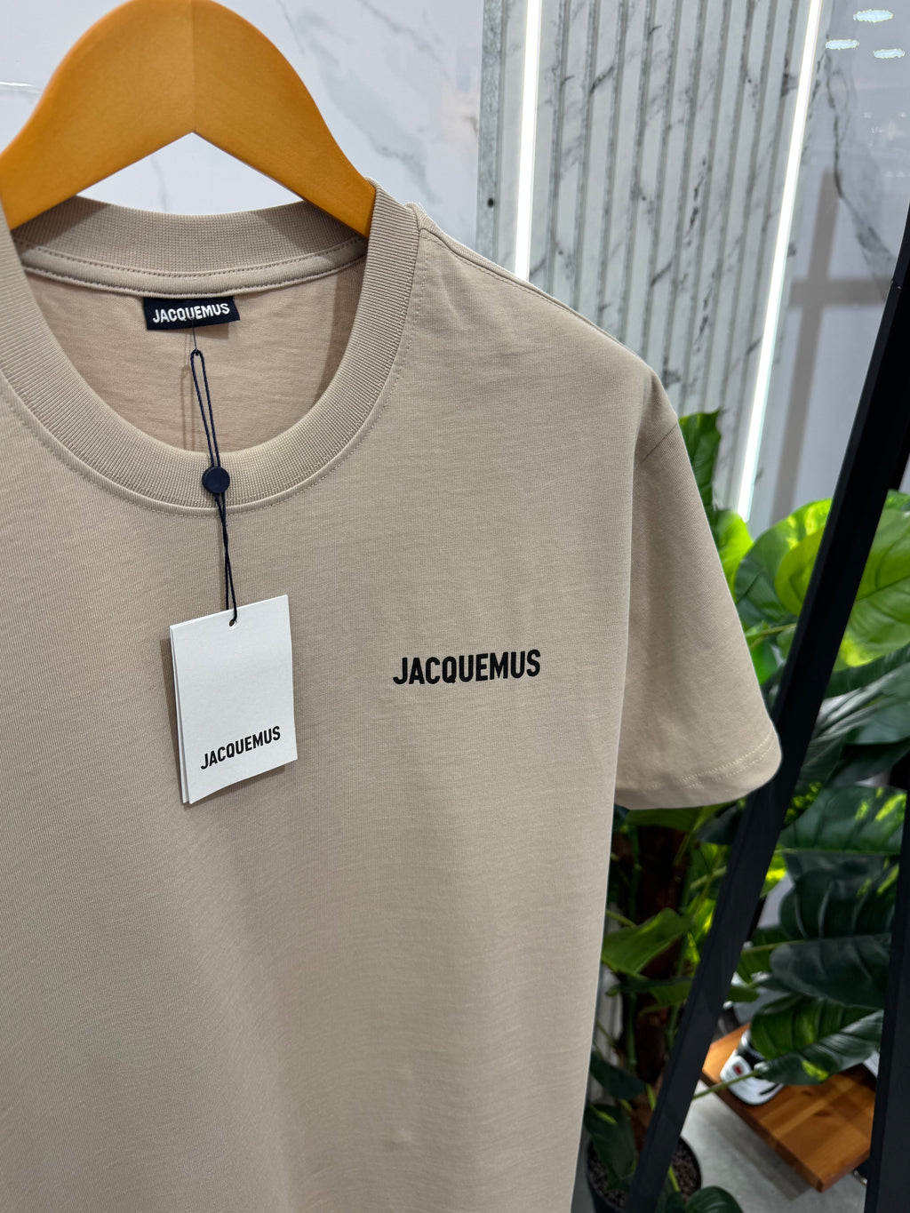 Jacquemus Ανδρικό T-shirt "Avenue Montaigne" - Beige/Sand - NEW1692