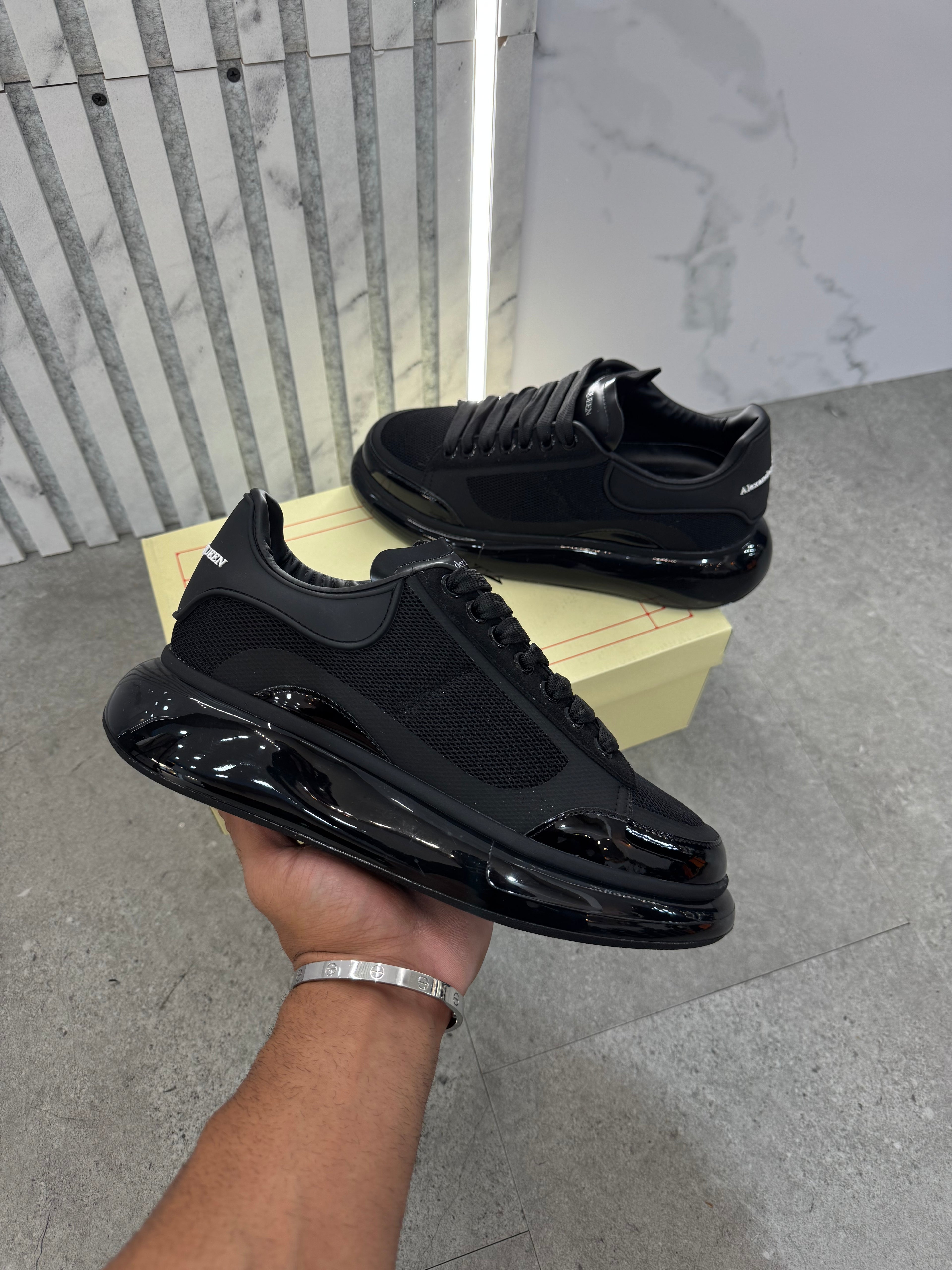 ALEXANDER MCQUEEN SNEAKER - NEW1165