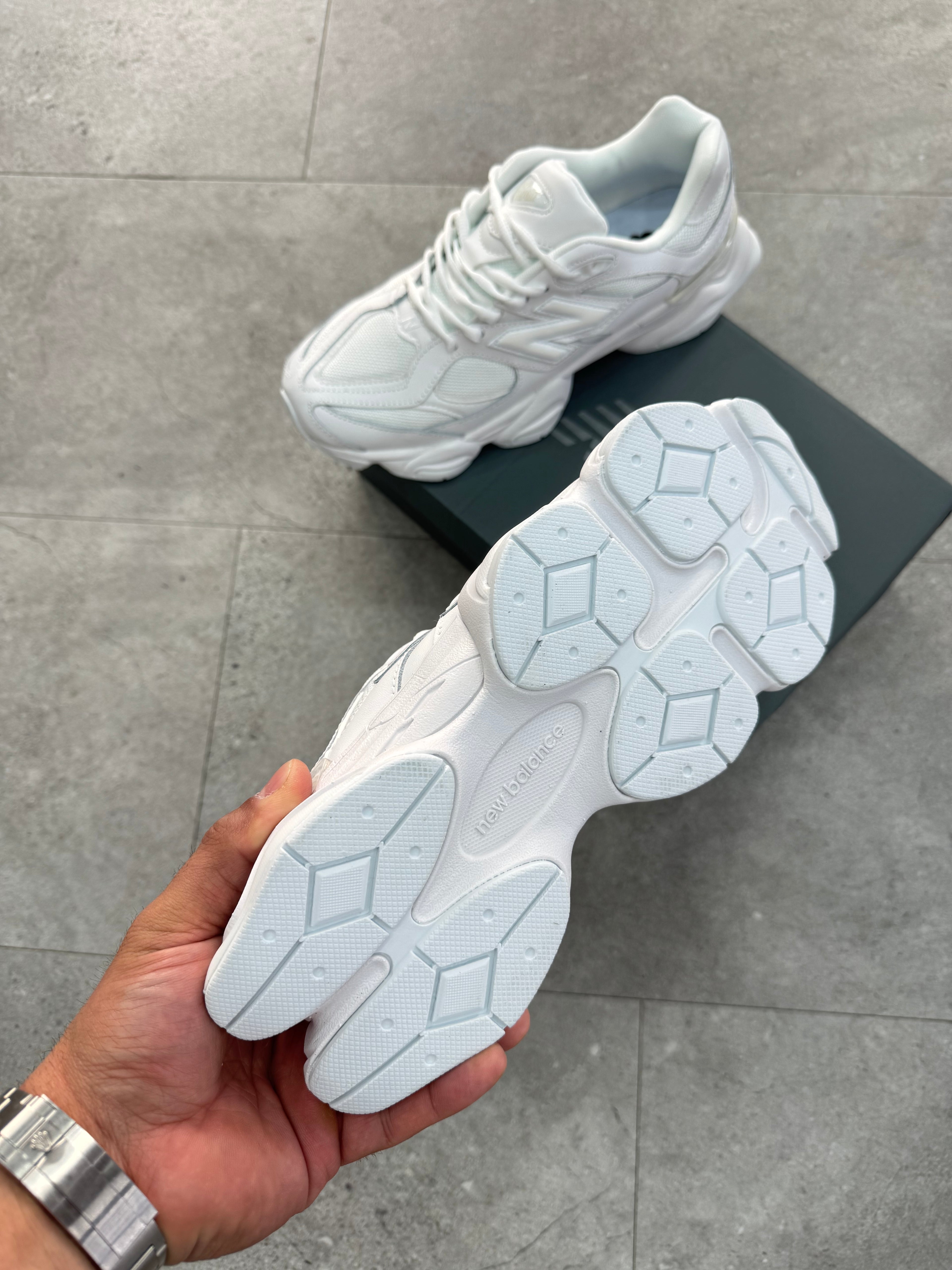 New Balance 9060 "triple white" - NEW1626