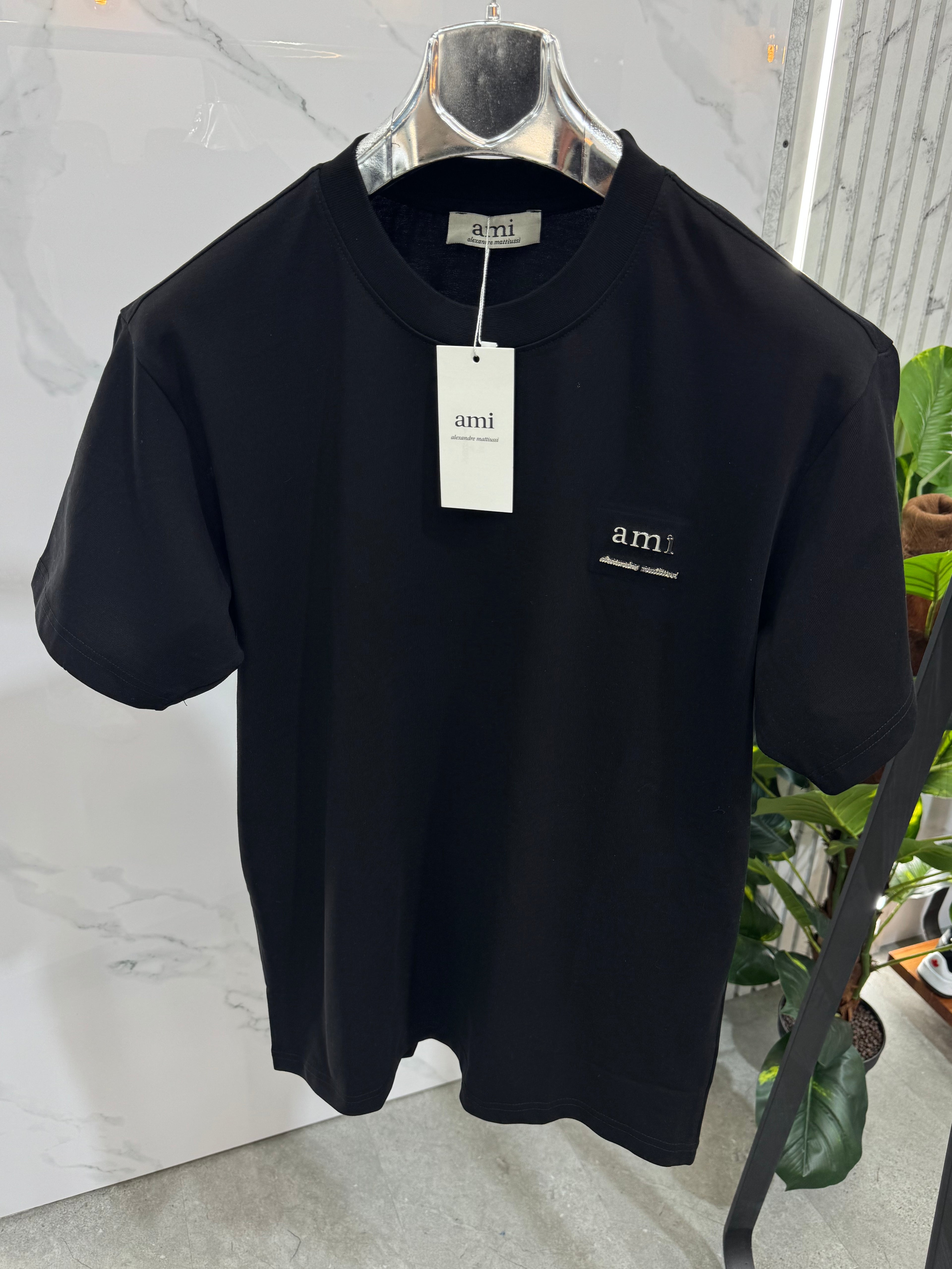 AMI Paris Patch T-Shirt - Black - NEW1637