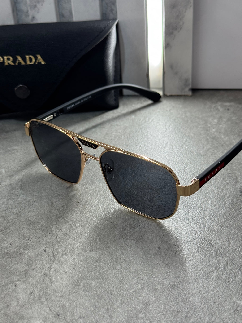 PRADA SUNGLASSE - NEW1132