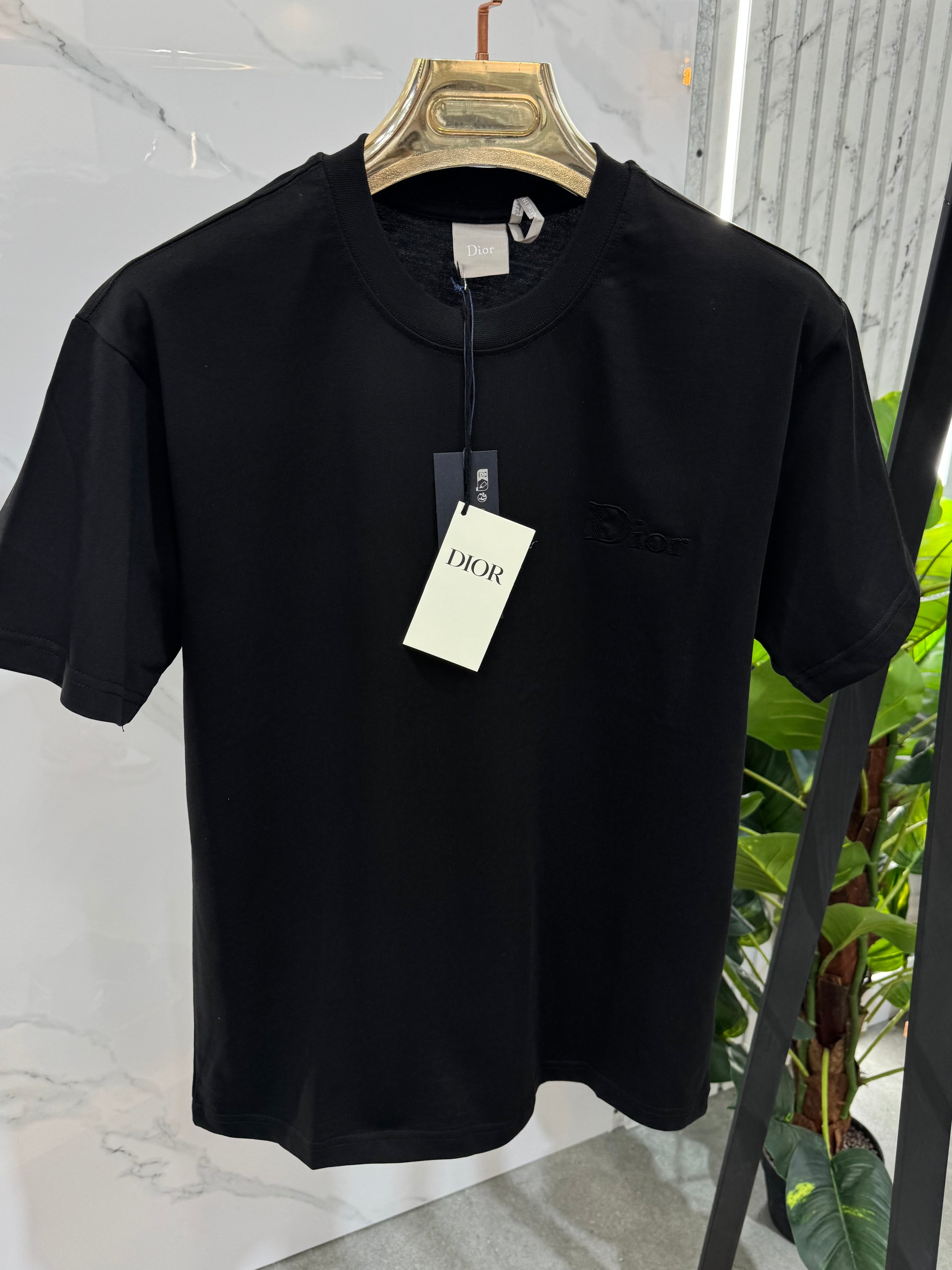 DIOR Oblique Tone-on-Tone Logo T-Shirt – Black - NEW1753