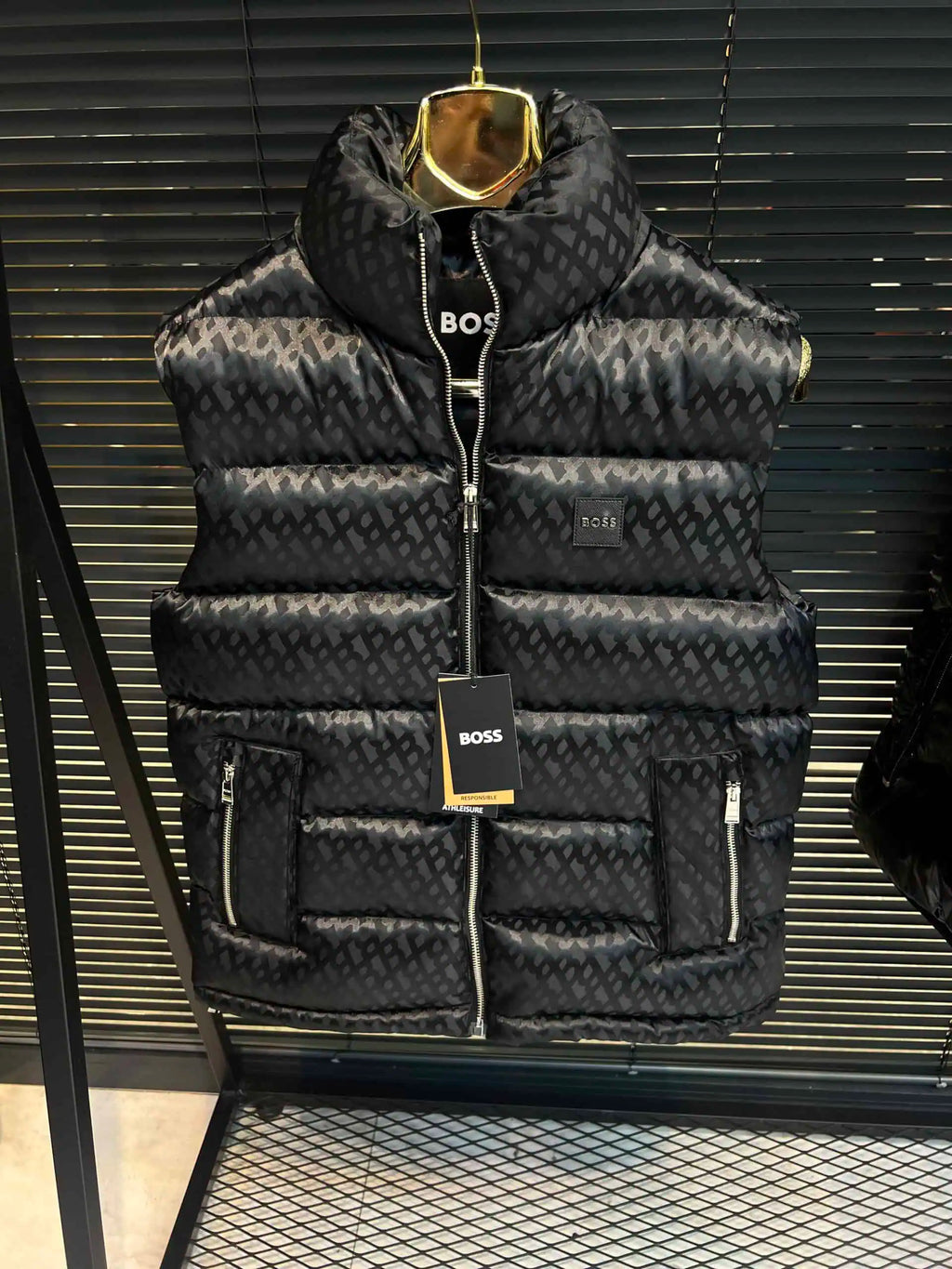 Αμάνικο Hugo Boss – B1350