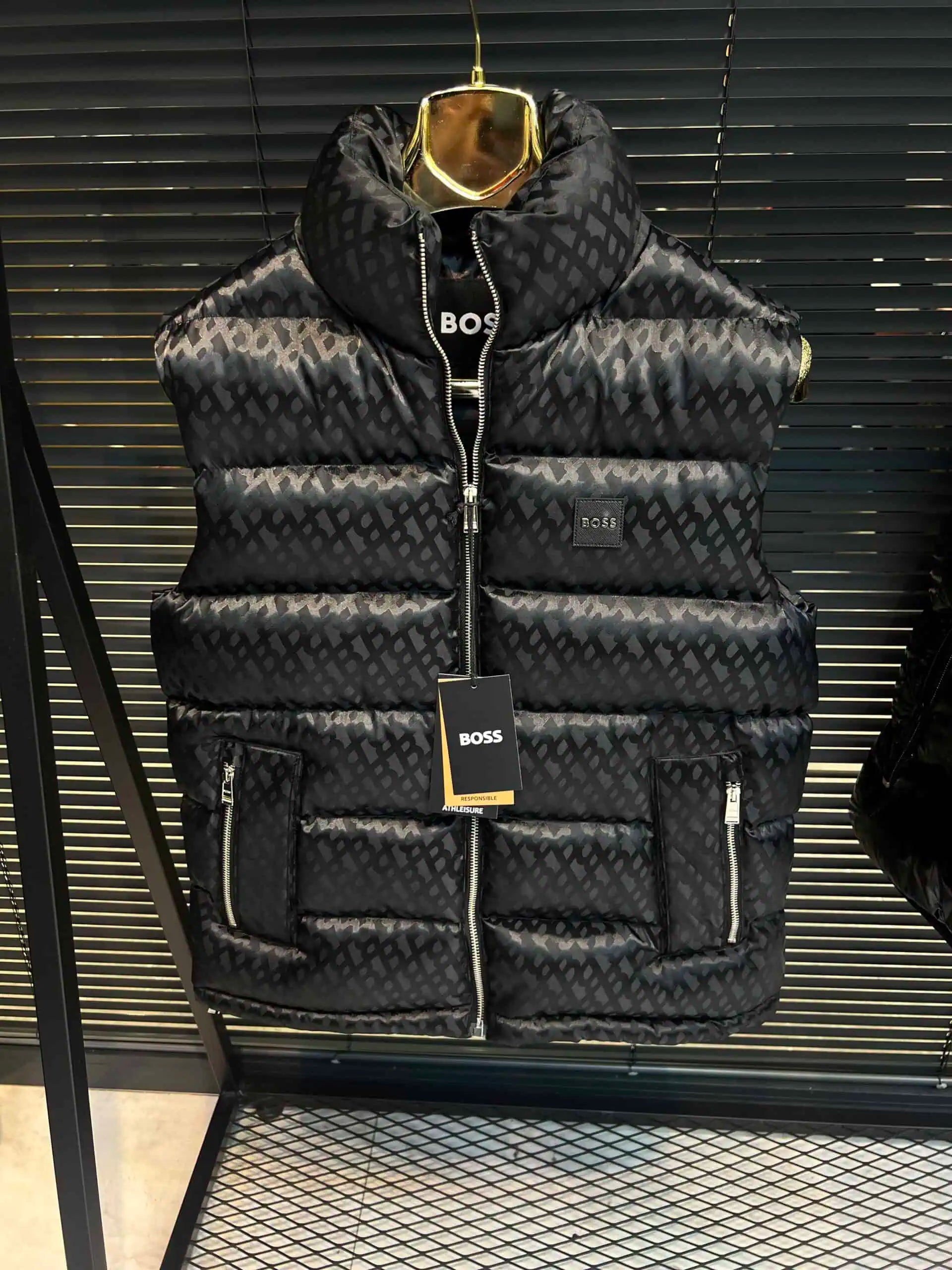 Αμάνικο Hugo Boss – B1350