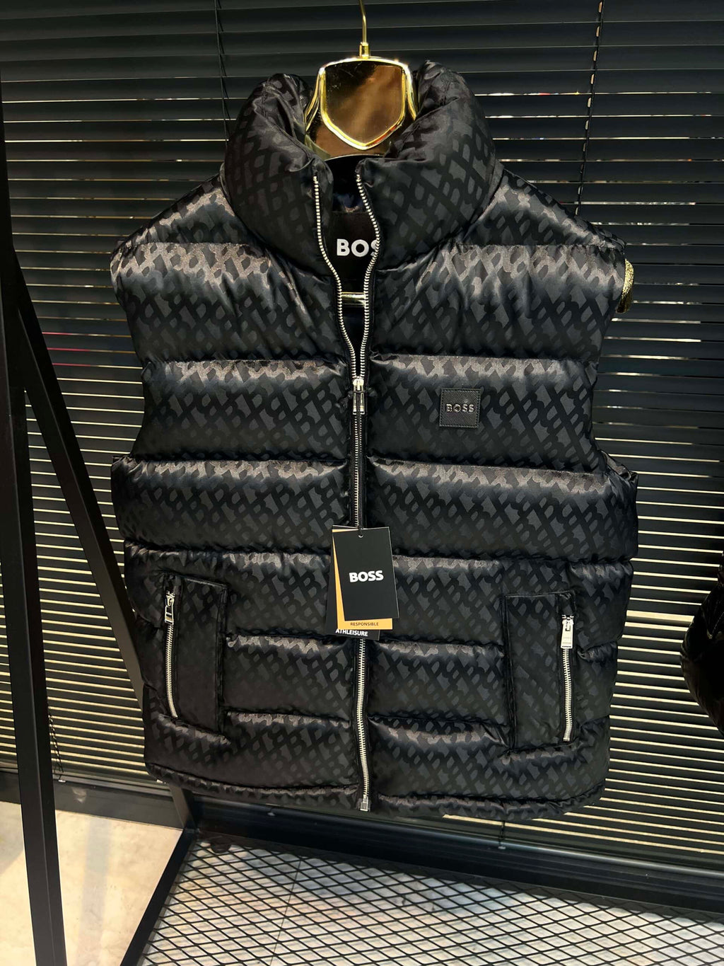 Αμάνικο Hugo Boss – B1350