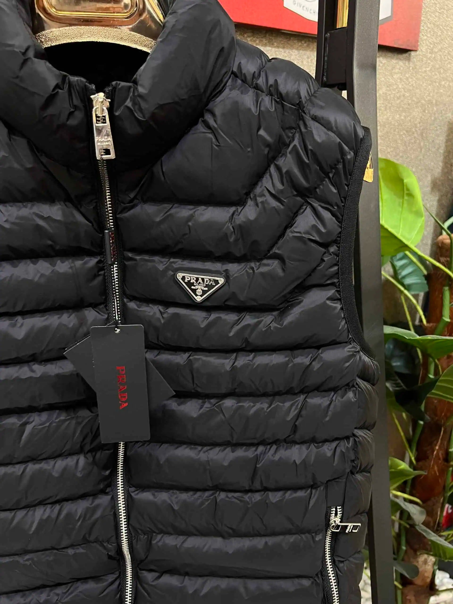 Αμάνικο Prada – V1346