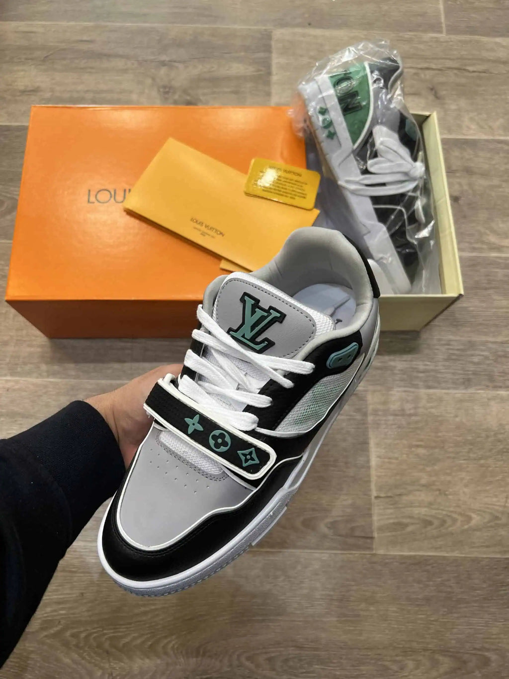 Παπούτσια Louis Vuitton – 7035 SALE