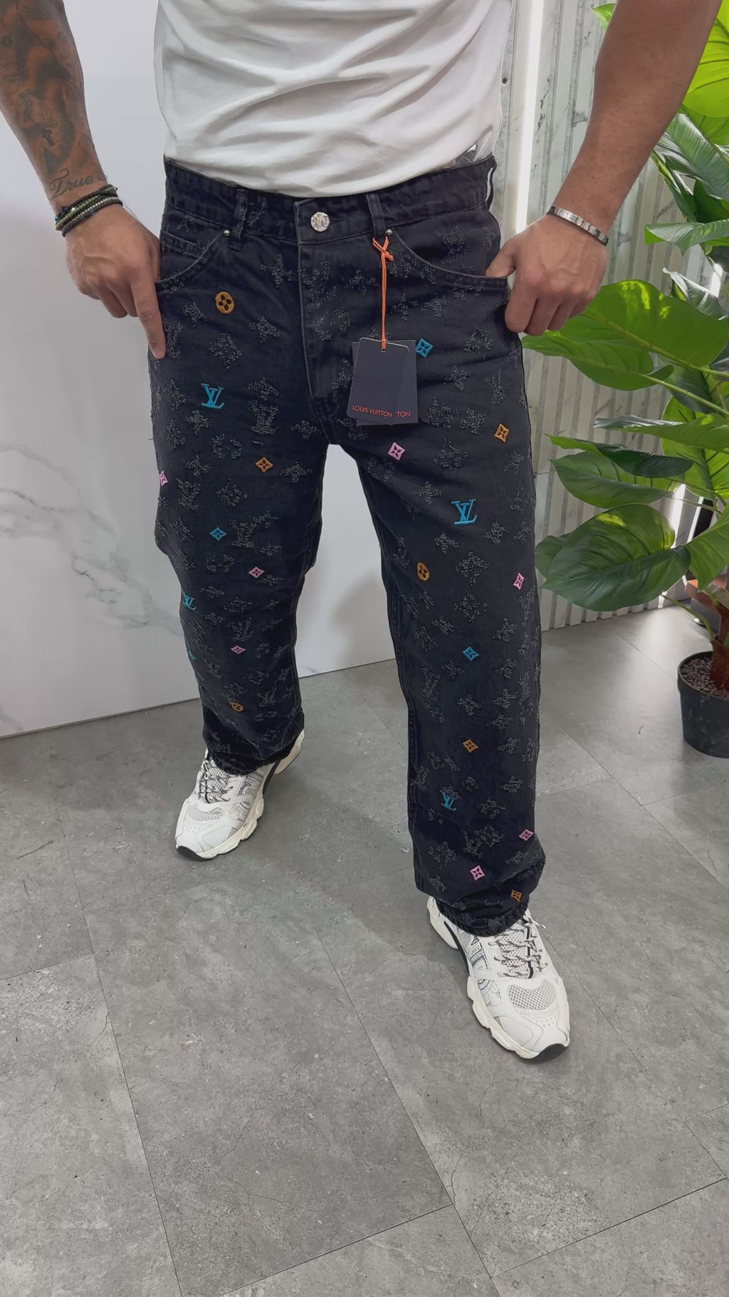 JEAN LOUIS VUITTON - NEW1364