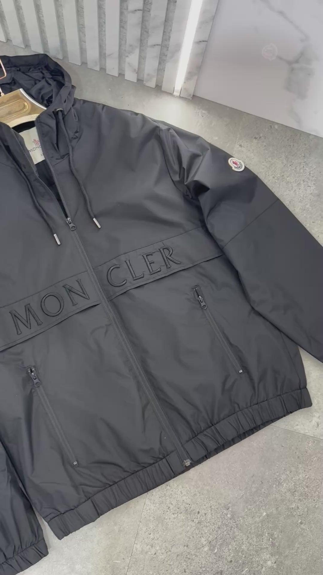 ΑΝΤΙΑΝΕΜΙΚΗ ΖΑΚΕΤΑ MONCLER - NEW1142